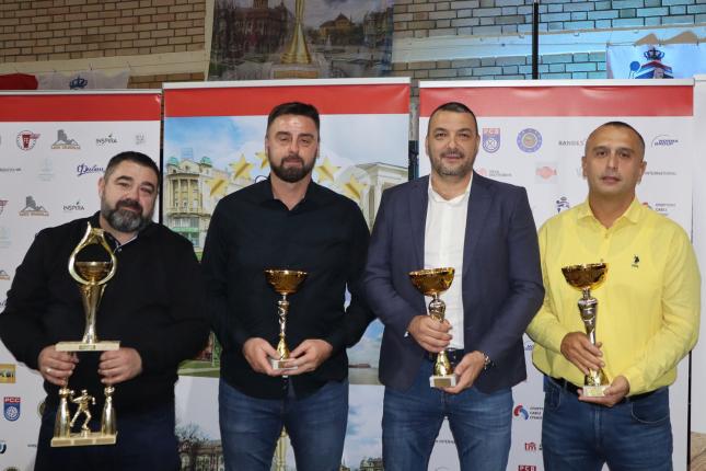 Održan 6. Međunarodni rukometni turnir veterana i veteranki, „Sloboda“ i „Dalmatinke“ pobednici
