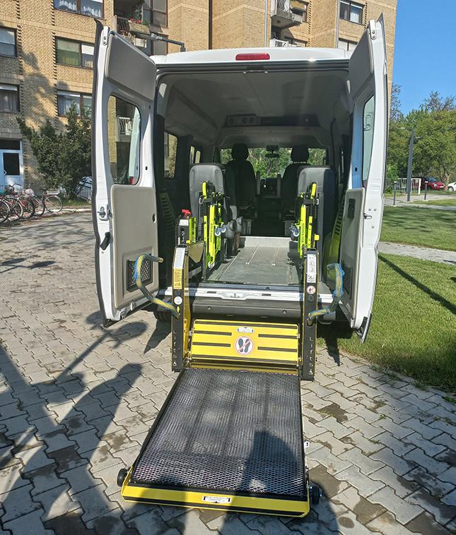 Nova tri specijalno opremljena saniteta za Gerontološki centar