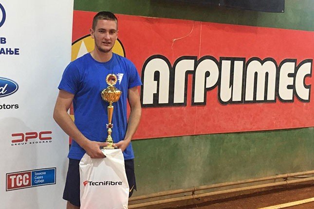 Tenis: Kristian Juhas osvojio novi turnir u seniorskoj konkurenciji