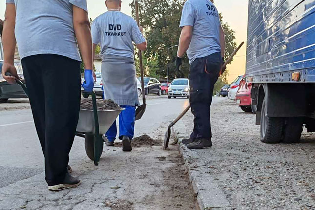 Meštani Donjeg Tavankuta se ujedinili i uredili centar sela