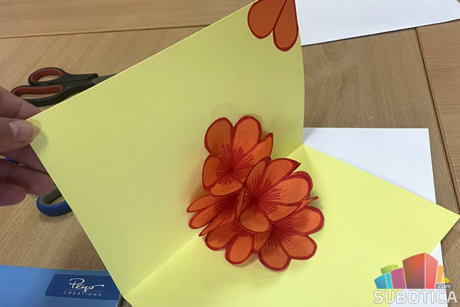 Osmomartovska radionica u Gradskoj biblioteci: mališani obradovali mame