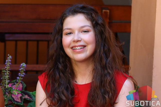 Oni dolaze: Lucija Vukov, Muzička škola