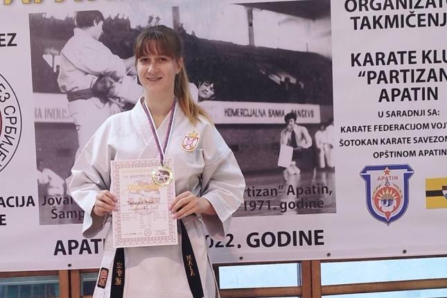 Karate: Takmičari "Spartak Enpija" proteklog vikenda doneli trinaest medalja sa dva turnira