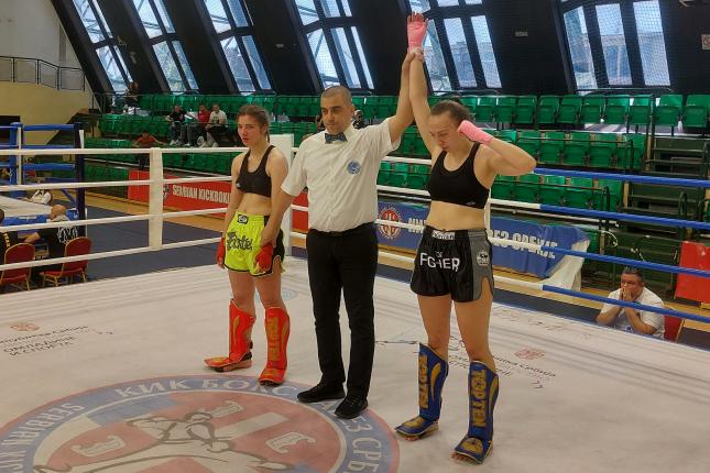 Kik boks: Četiri medalje takmičara "Top fighter-a" na Prvenstvu Srbije u Lazarevcu