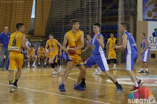 Košarka: IX Memorijal "Petar Vucelić" u subotu u Hali sportova