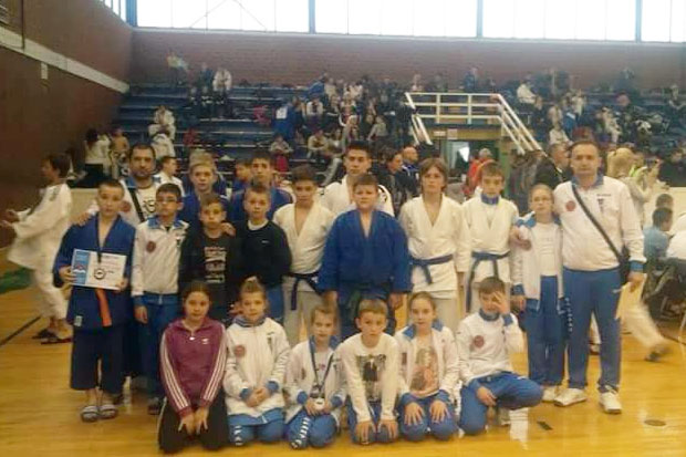 Džudisti Spartaka osvojili 4 medalje u Kikindi