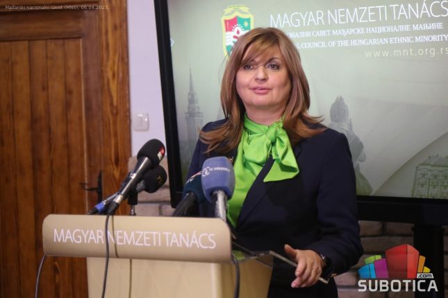 Testiranje nastavnika od sada i na mađarskom jeziku