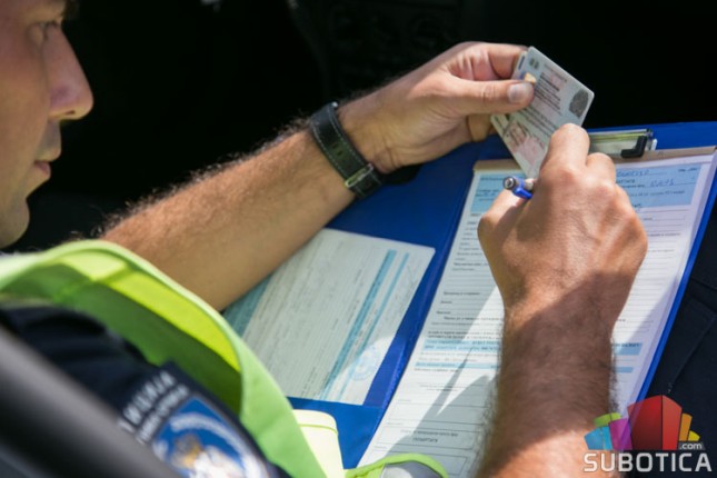 Iz saobraćaja isključeno 57 vozača tokom protekle sedmice