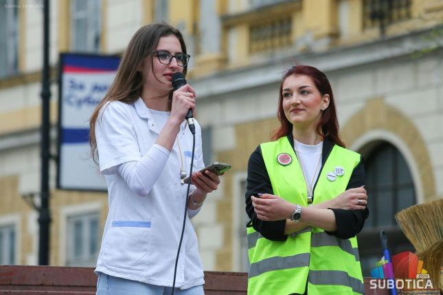 Protestna šetnja od Prozivke do Patrije: "Teroristički napad 1. novembra izvršila je korupcija"