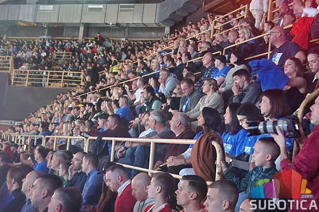 Košarka: Spartak namučio Crvenu zvezdu, prepuna hala pozdravila borbene Subotičane