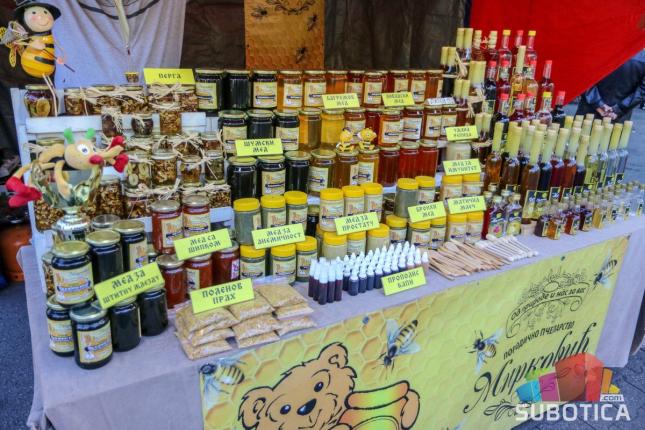 "Dani pčelarstva" od petka do nedelje u centru grada