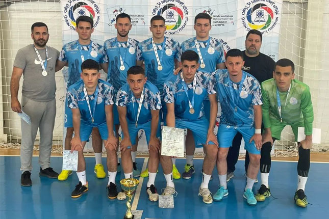 Futsal: Učenice Hemijsko – tehnološke škole odbranile titulu prvaka Srbije, momci iz MESŠC-a drugi