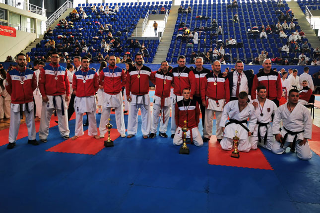 Karate: Seniori i seniorke "Spartak Enpija" vicešampioni Srbije