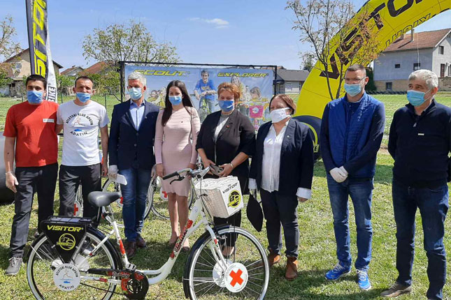 "Venera bike" donirao 22 bicikla volonterima Crvenog krsta Vojvodine