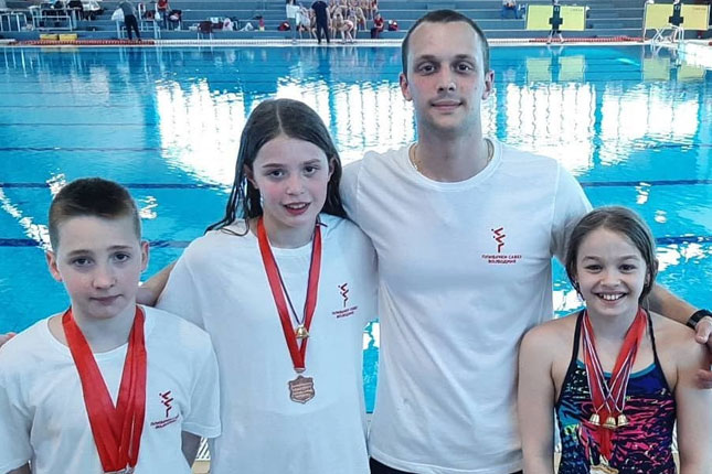 Plivanje: Spartakovi takmičari uspešni na "Uskršnjem mitingu" u Novom Sadu