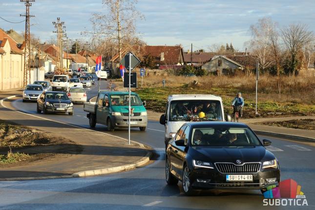 Održana tradicionalna seča badnjaka na Makovoj sedmici